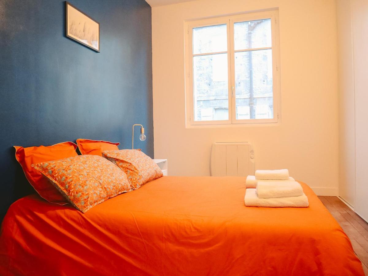 Balcon Du Champ De Mars - #Parking #Air Conditioner #Clim 앙굴렘 외부 사진