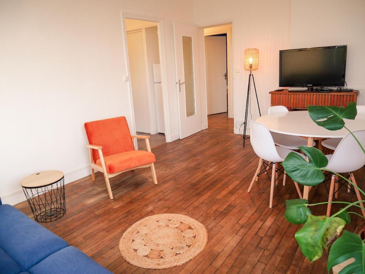 Balcon Du Champ De Mars - #Parking #Air Conditioner #Clim 앙굴렘 외부 사진